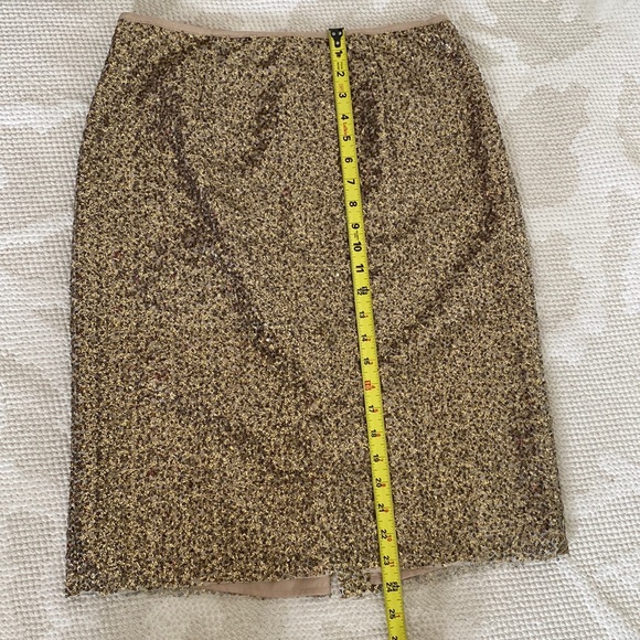 New with original tag gold sequins skirt. Size 6 Party Holiday! - Picture 9 of 16